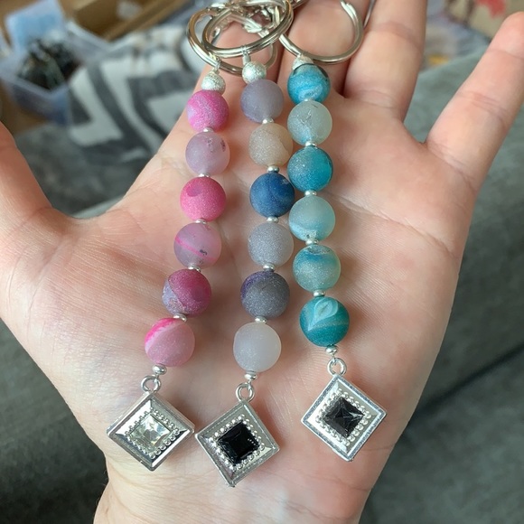 💕x2HP💕Druzy beaded handmade keychain - Picture 3 of 9